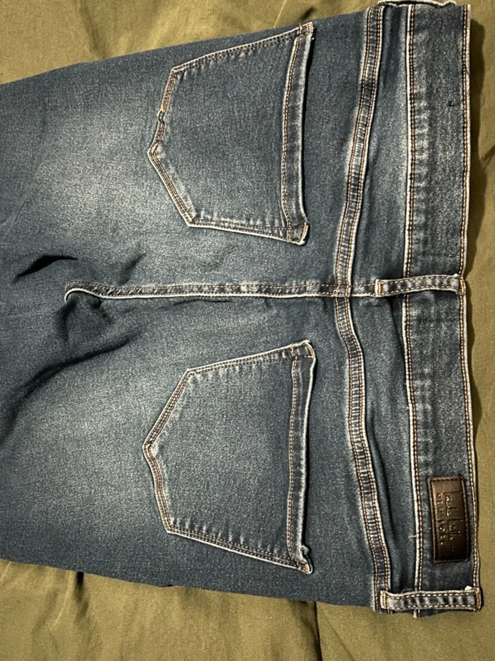 Nicole Miller SoHo High Rise Buttery Soft Blue Skinny Jeans Size 12 - Picture 16 of 17